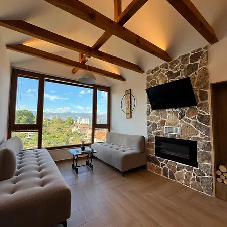 Willa Emante Tushemisht